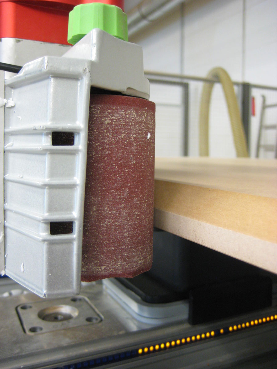 ATEMAG Bandschleifaggregat Function Line CNC-Kantenschleifaggregat für SCM Bearbeitungszentren
