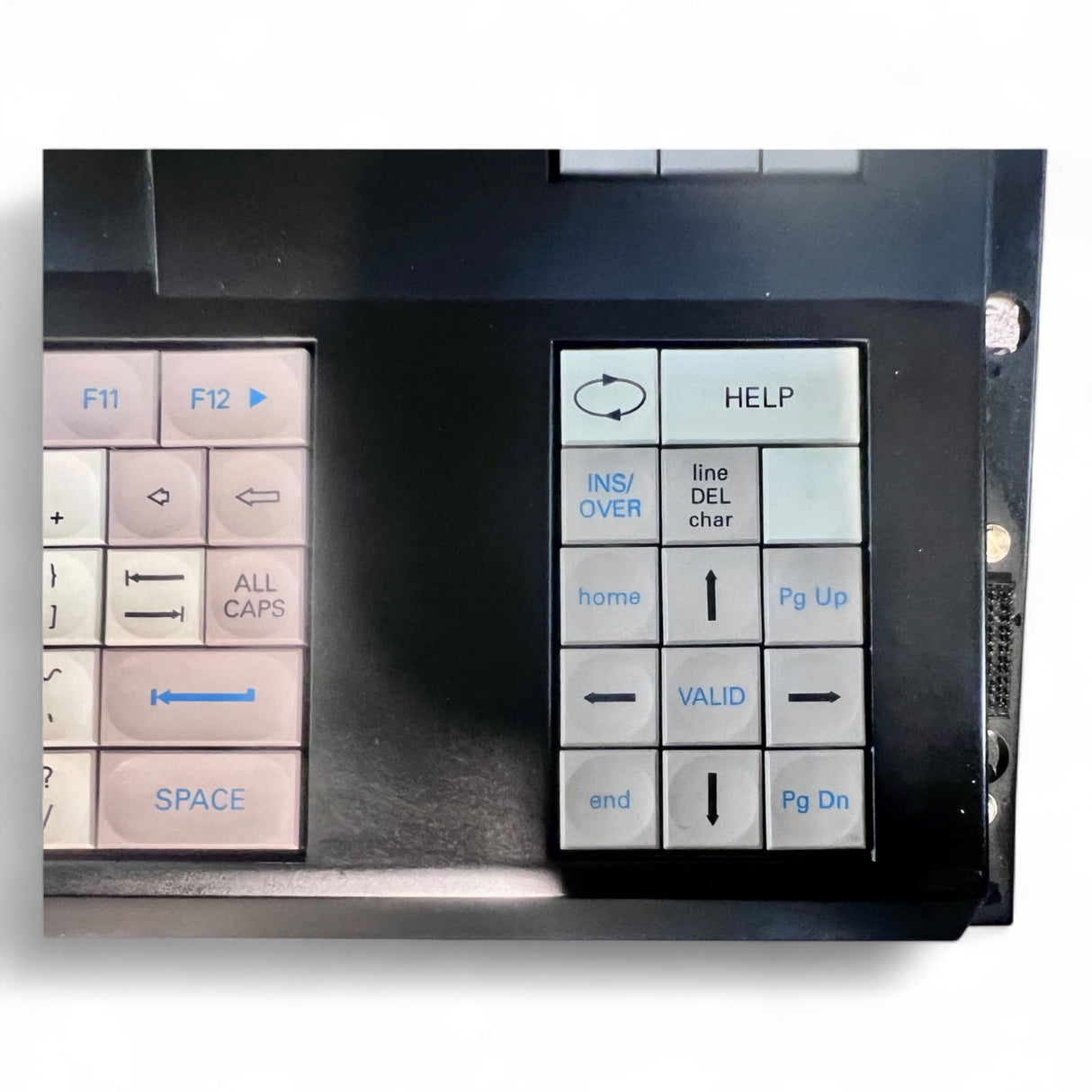 NUM CNC-Bedienfeld mit integriertem Display und Tastatur – Art.-Nr. 10 10 86