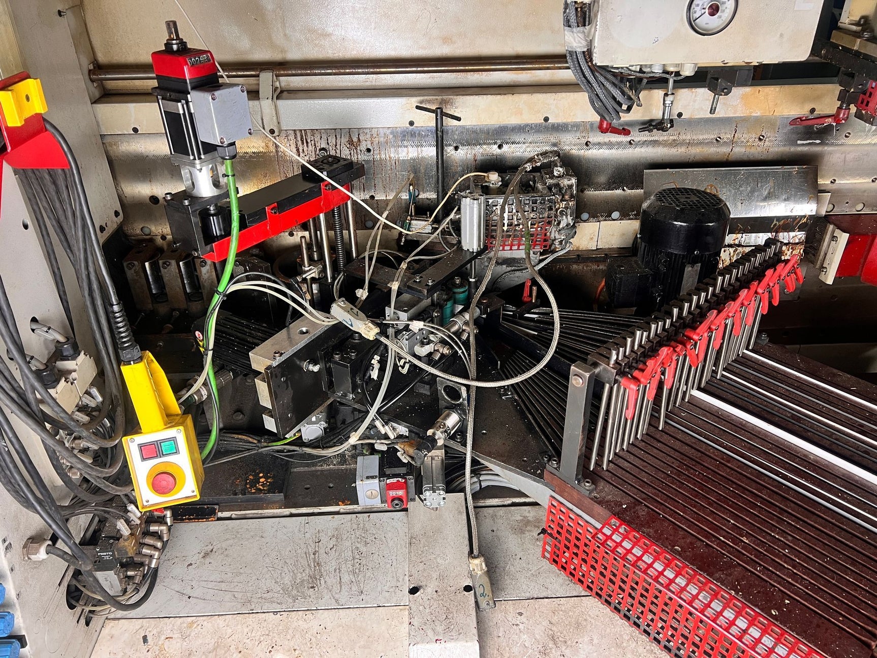 IMA Novimat Concept /I/G/80/650/R3 Kantenanleimmaschine