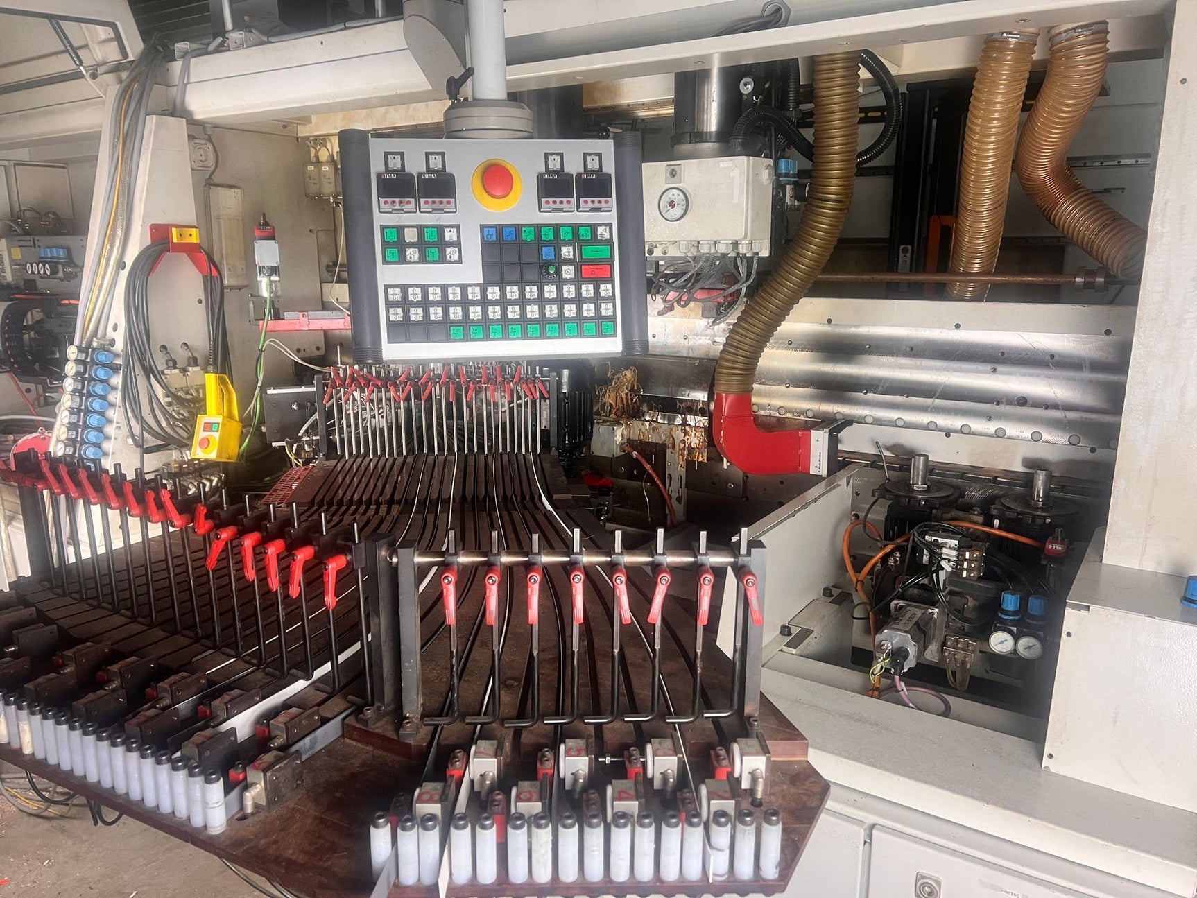 IMA Novimat Concept /I/G/80/650/R3 Kantenanleimmaschine