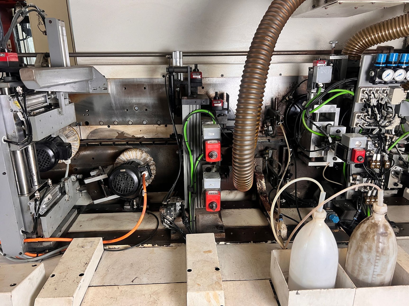 IMA Novimat Concept /I/G/80/650/R3 Kantenanleimmaschine