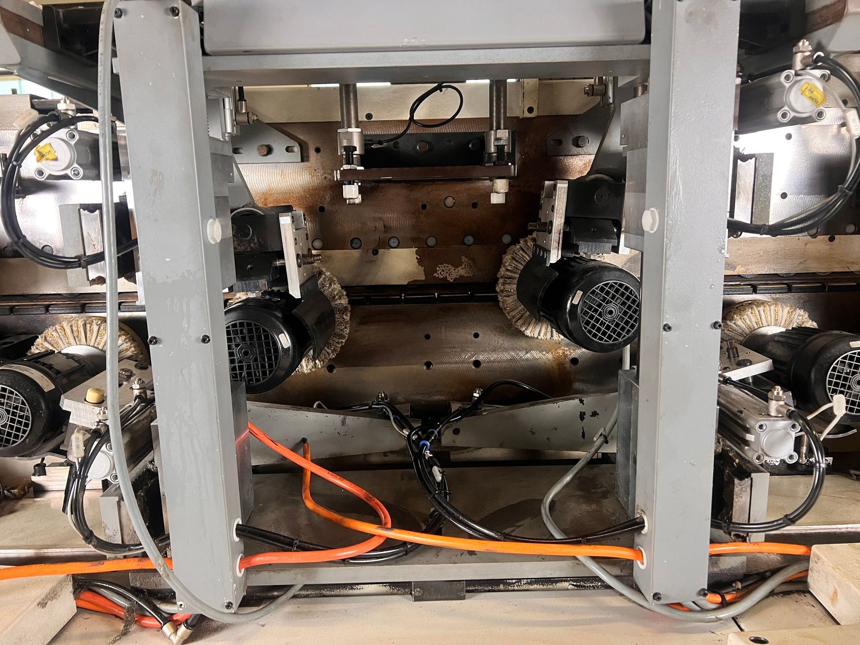 IMA Novimat Concept /I/G/80/650/R3 Kantenanleimmaschine