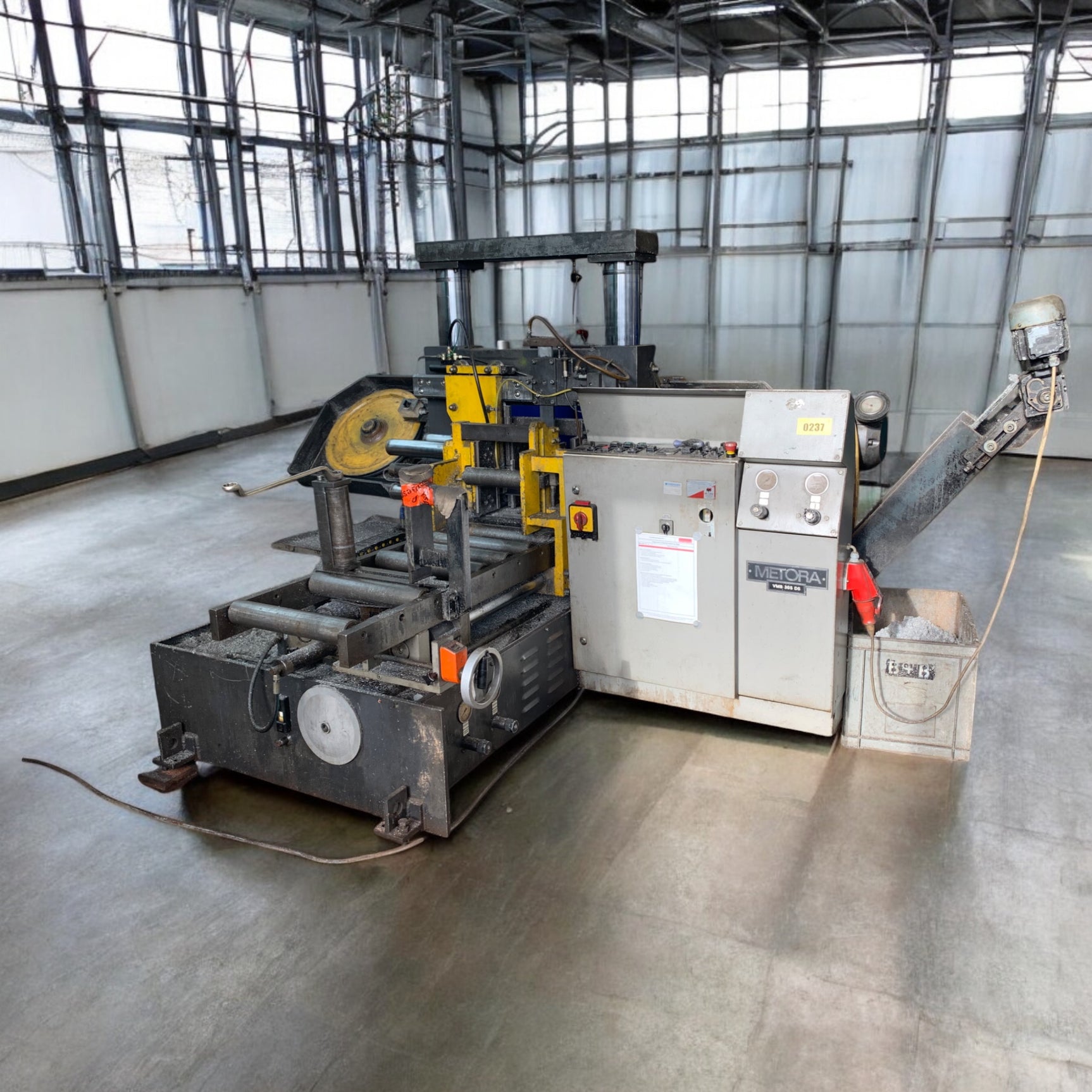 Bandsäge Metall Horizontal METORA Typ VMB 305 DS