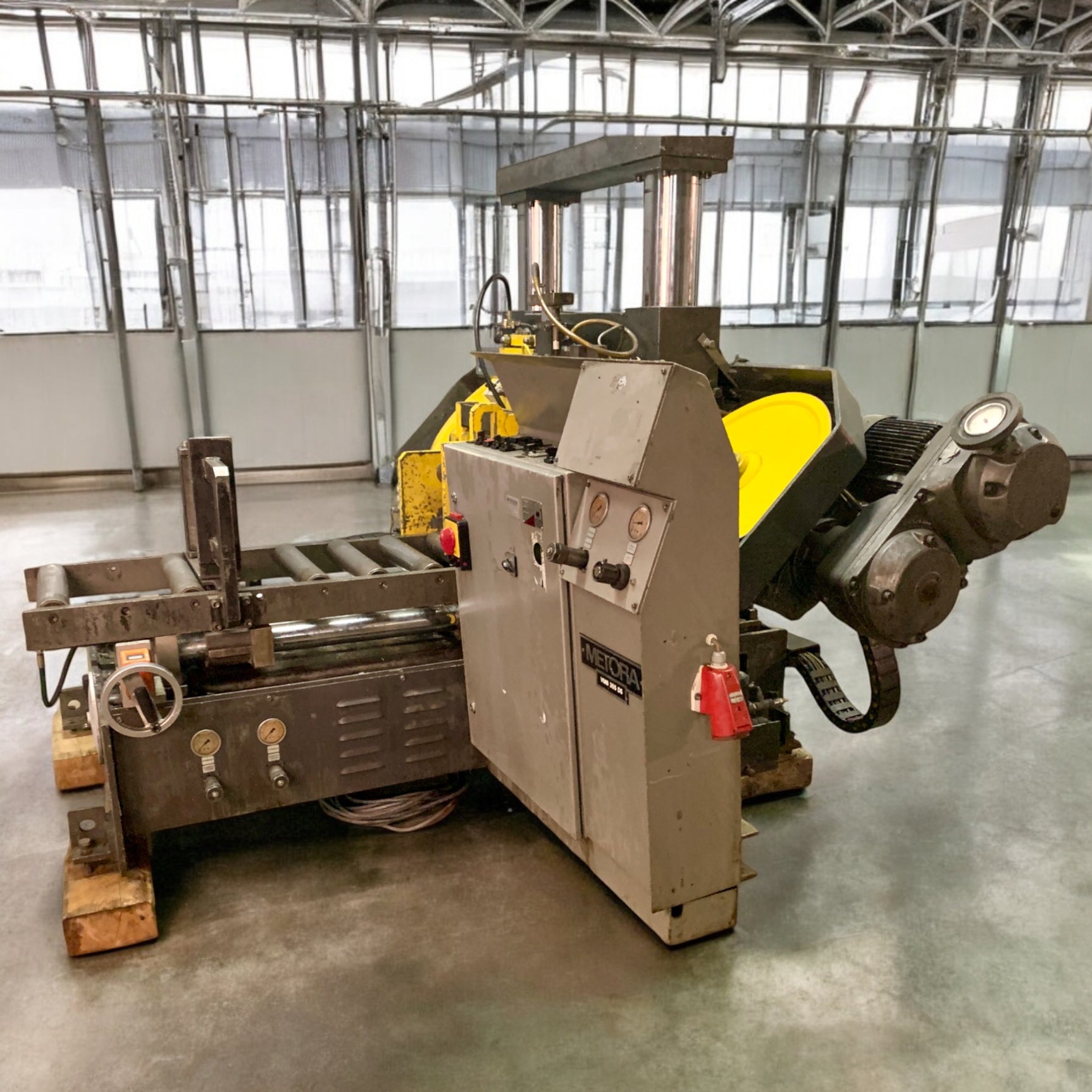 Bandsäge Metall Horizontal METORA Typ VMB 305 DS