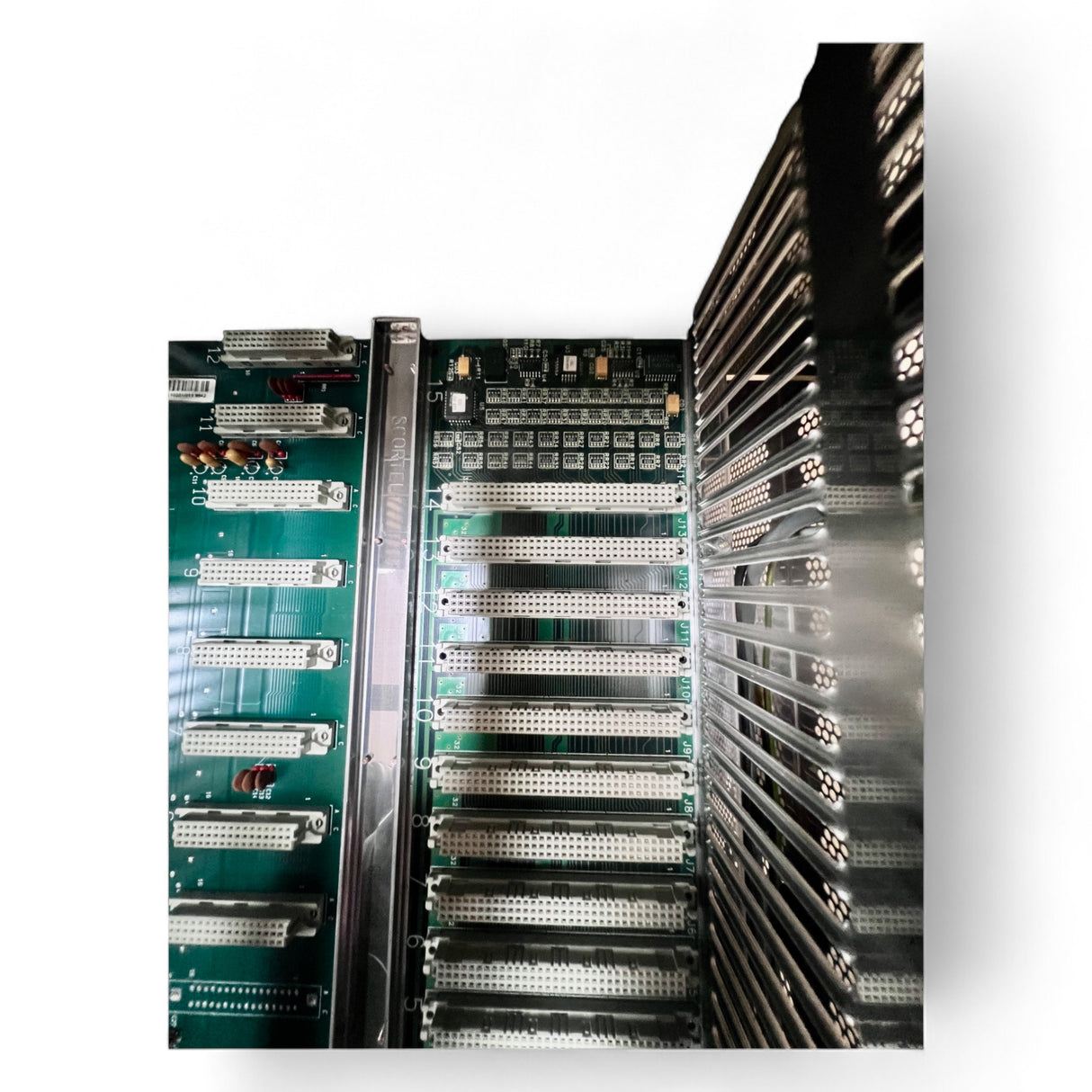 NUM 1060W CNC Steuerung – 19”-Rack (7HE) mit Backplane 48×31×32 cm, 220V 50/60Hz – Art.-Nr. 0224202080F – kompatibel mit IMA 810 V