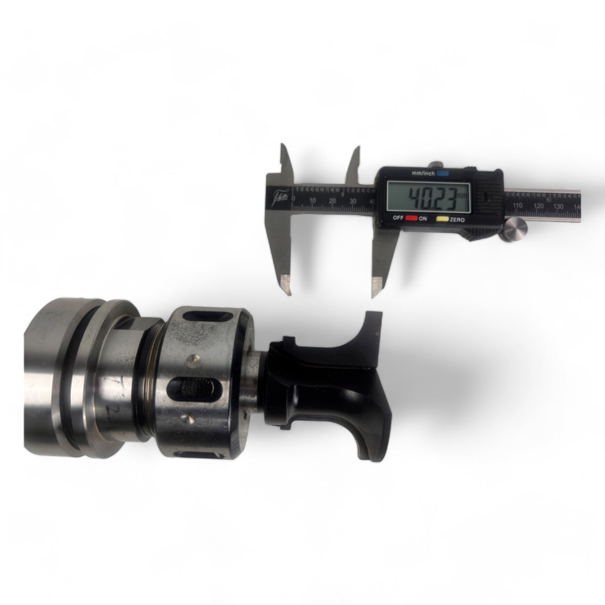HSK 63 F Spannzangenfutter mit austauschbaren Spannzangen und HW Profilfräser Ø 22 mm, L=40 mm, Z=2