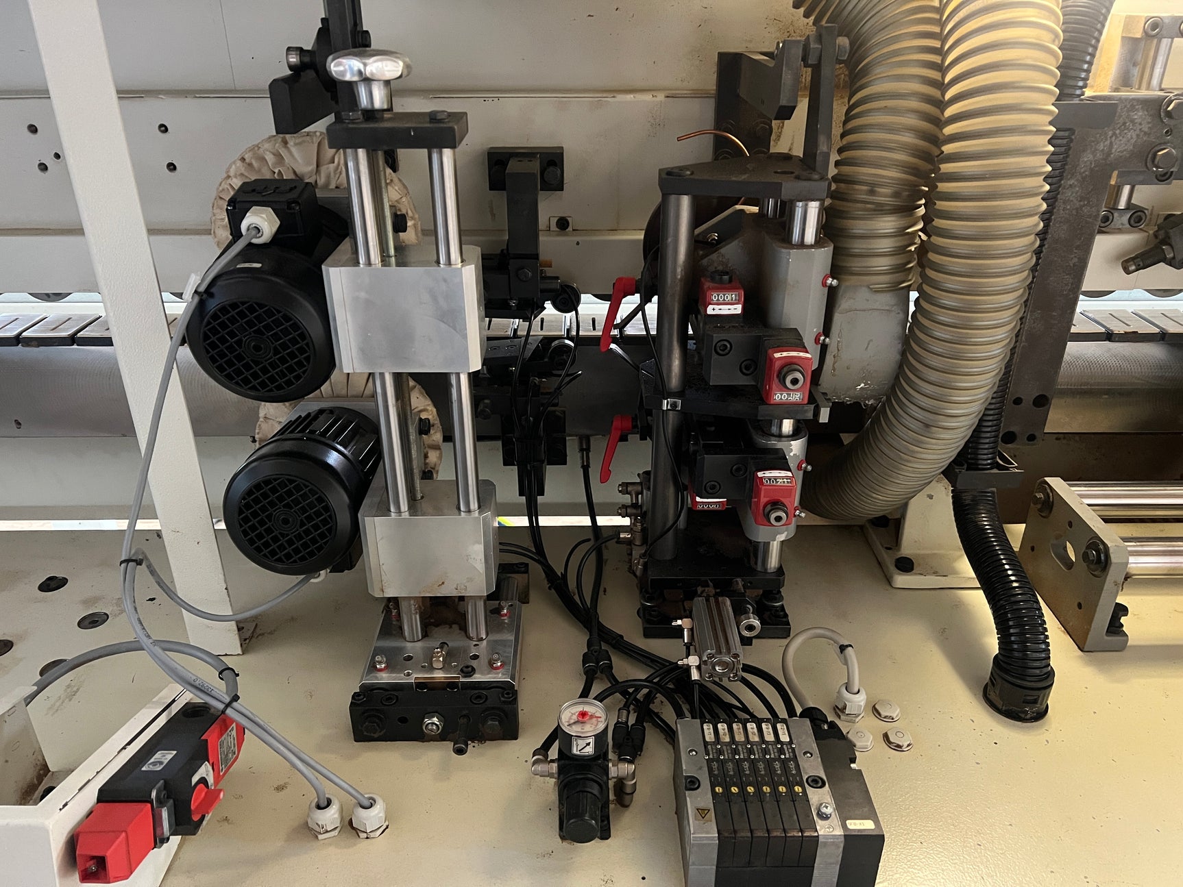 IMA Kantenanleimmaschine Advantage 60