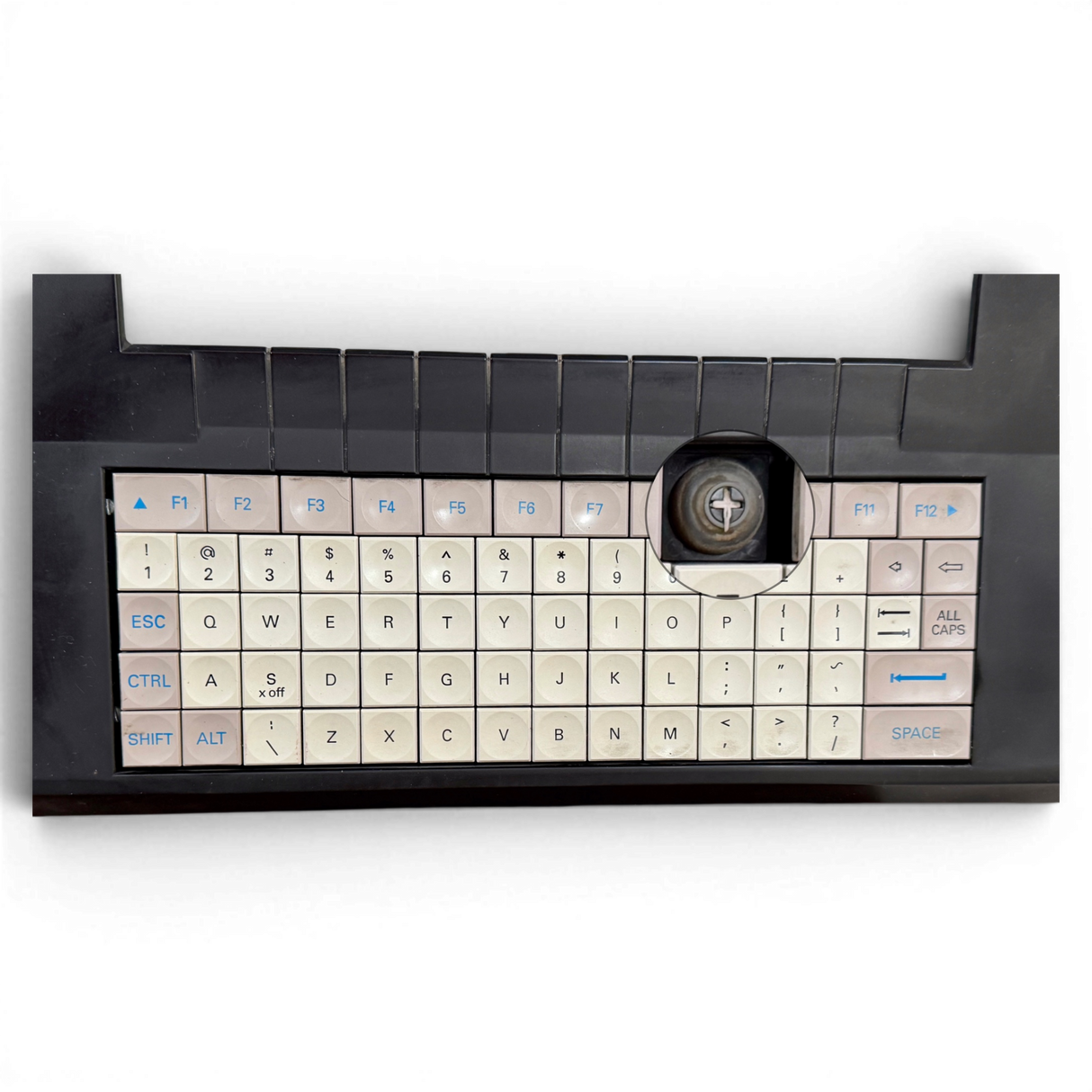 IMA NUM IMA CNC control panel with integrated display and keyboard – Item No. 10 10 86 Item No. 10 10 86
