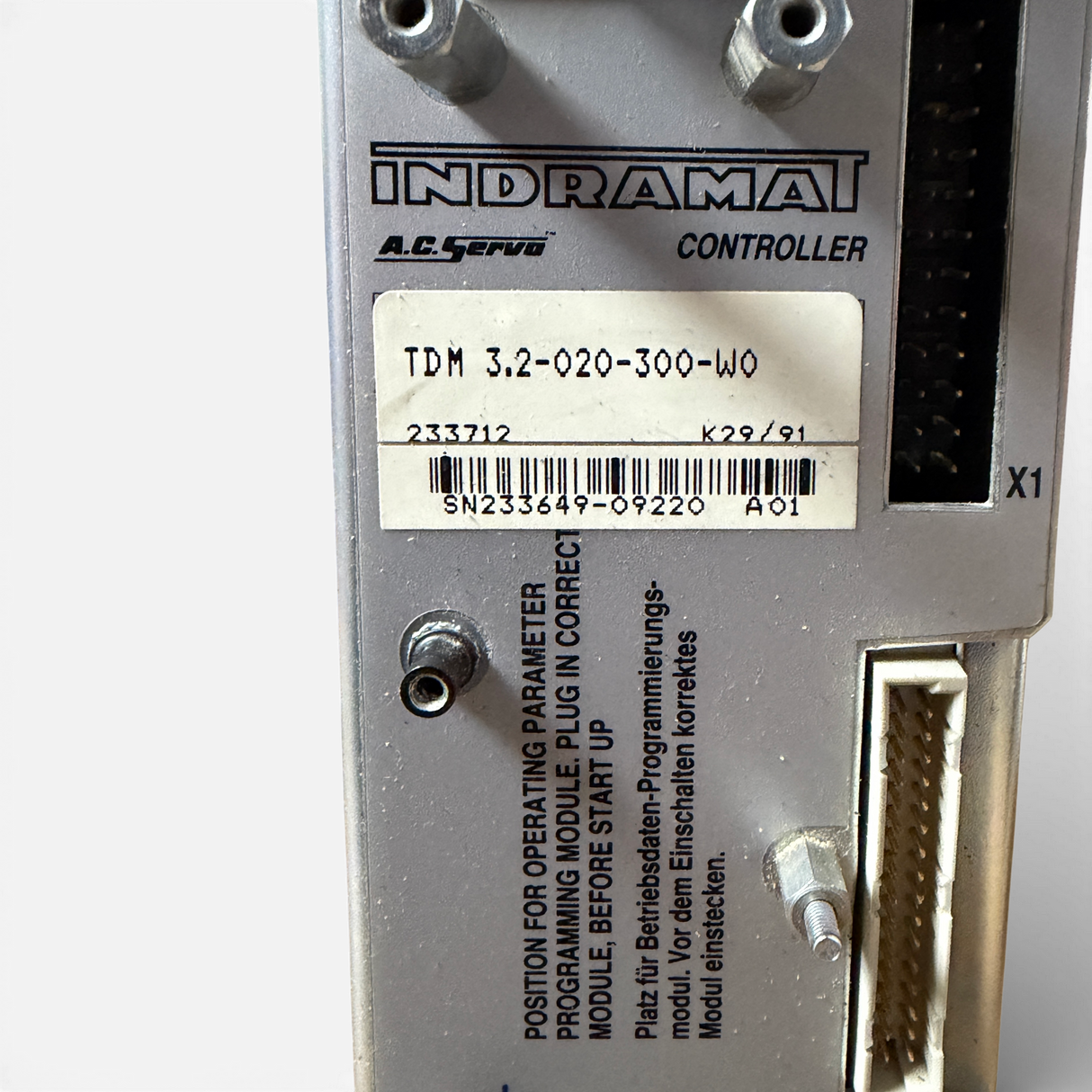 Indramat AC Servo Controller TDM 3.2 020 300 W0 Art Nr TDM 3.2 020 300 W0 (servo drive, controller) aus IMA Bearbeitungszentrum