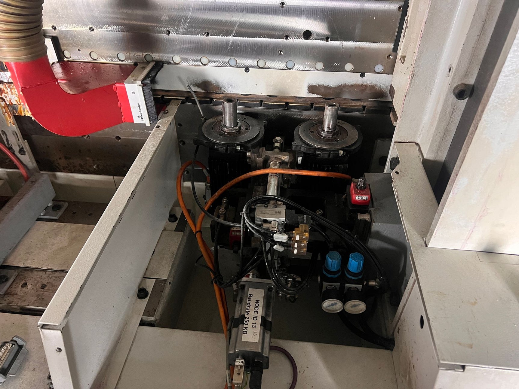 IMA Novimat Concept /I/G/80/650/R3 Kantenanleimmaschine