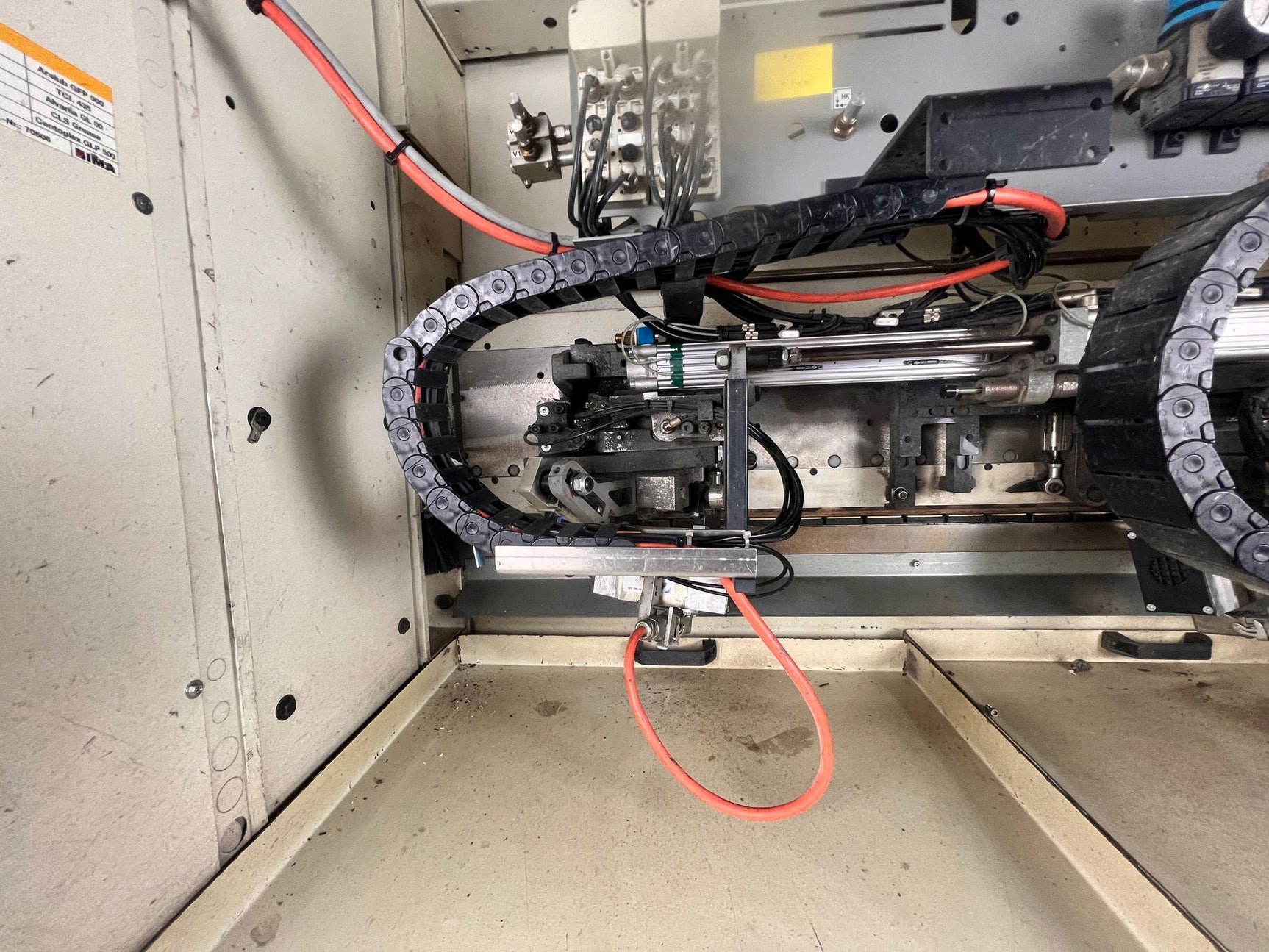 IMA Novimat Concept /I/G/80/650/R3 Kantenanleimmaschine