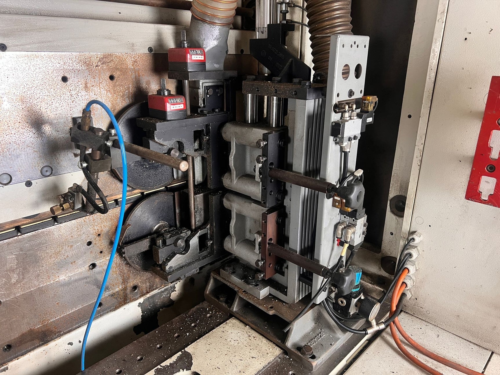 IMA Novimat Concept /I/G/80/650/R3 Kantenanleimmaschine