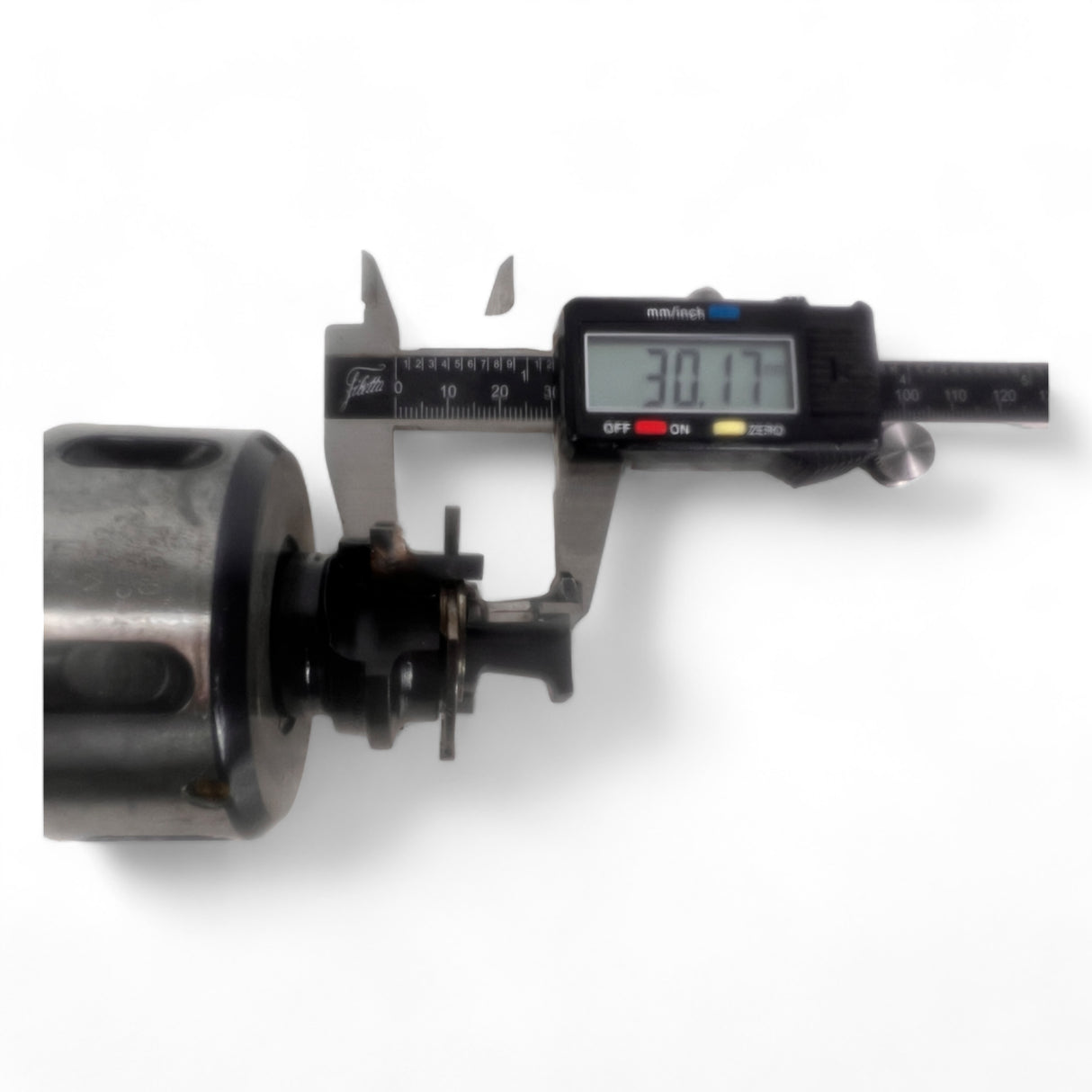 HSK 63 F Spannzangenfutter mit Spannzange und HW Multiprofilfräser D=30 L= 37 mm