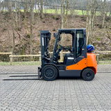 DOOSAN G25E-5 Pro Gasstapler 2,5 t Triplex 4,6 m Gabellänge 1600 mm