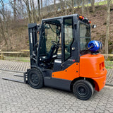 DOOSAN G25E-5 Pro Gasstapler 2,5 t Triplex 4,6 m Gabellänge 1600 mm