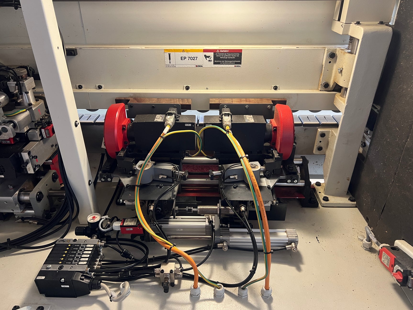 IMA Kantenanleimmaschine Advantage 60